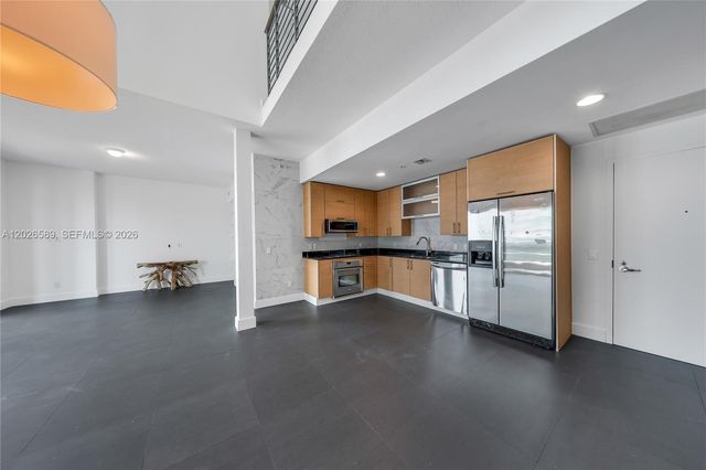 60 SW 13th St 4404, Miami, FL 33130