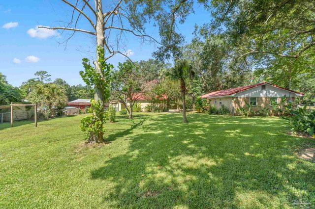 661 Herschel St, Pensacola, FL 32534