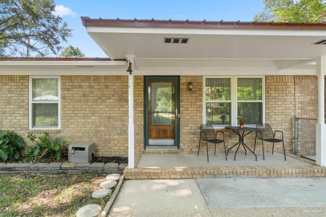661 Herschel St, Pensacola, FL 32534