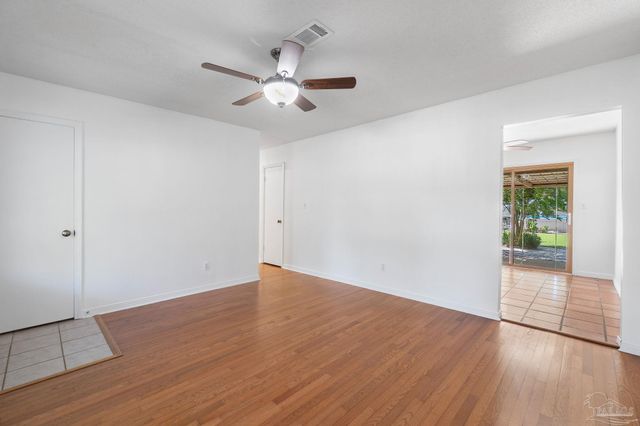 661 Herschel St, Pensacola, FL 32534