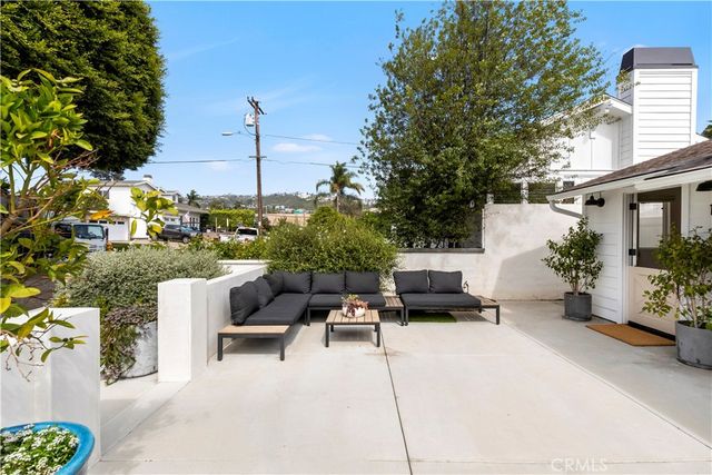 147 W Avenida Cornelio, San Clemente, CA 92672