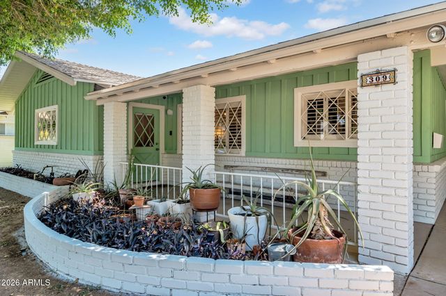 309 E KEIM Drive, Phoenix, AZ 85012