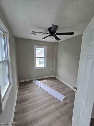 4285 E 162nd Street, Cleveland, OH 44128