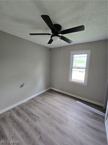 4285 E 162nd Street, Cleveland, OH 44128
