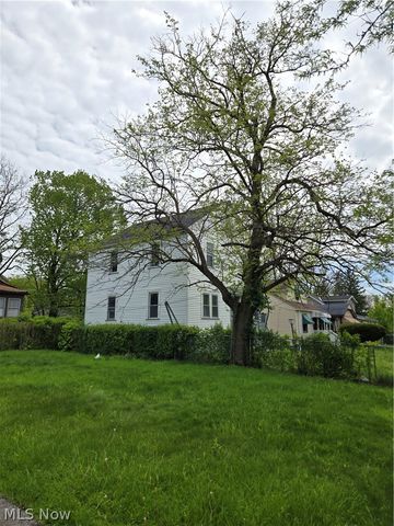 4285 E 162nd Street, Cleveland, OH 44128