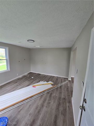 4285 E 162nd Street, Cleveland, OH 44128