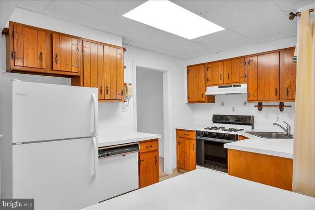 263 HOPKINS RD, Haddonfield, NJ 08033