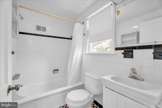 263 HOPKINS RD, Haddonfield, NJ 08033