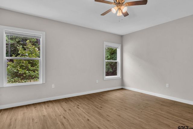 1409 N Carlyle Ave, Tyler, TX 75702