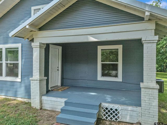 1409 N Carlyle Ave, Tyler, TX 75702