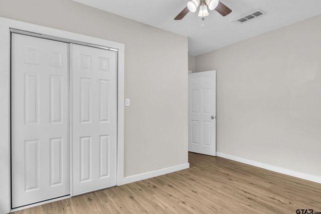 1409 N Carlyle Ave, Tyler, TX 75702
