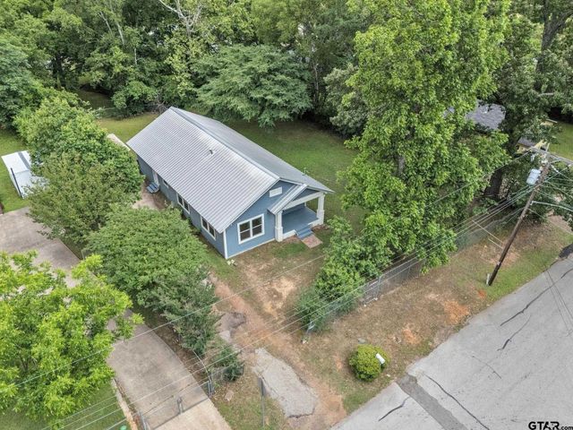 1409 N Carlyle Ave, Tyler, TX 75702