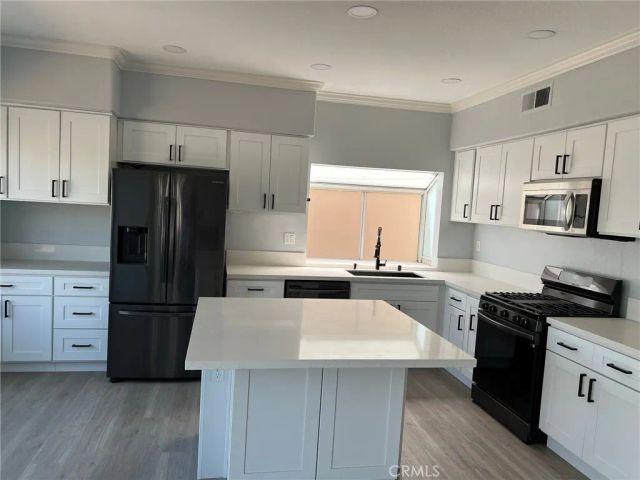 543 S Eveningsong Lane, Anaheim Hills, CA 92808