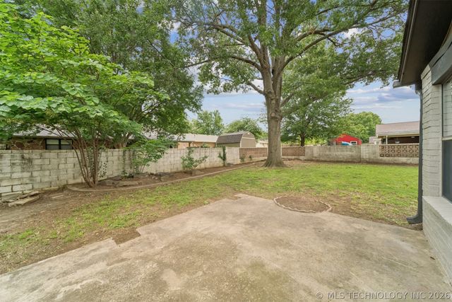 1508 N Florence Place, Claremore, OK 74017
