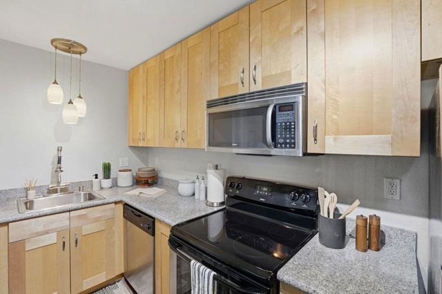 820 Casanova Avenue 85, Monterey, CA 93940