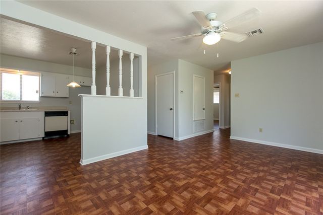 5418 Buggywhip Dr, Corpus Christi, TX 78415