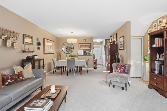 106 Hayes Avenue, South Burlington, VT 05403