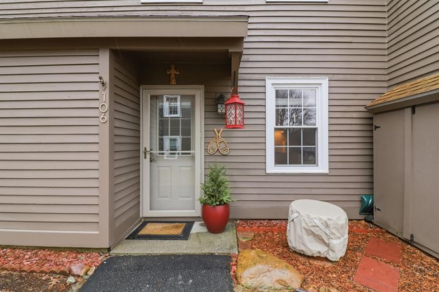 106 Hayes Avenue, South Burlington, VT 05403