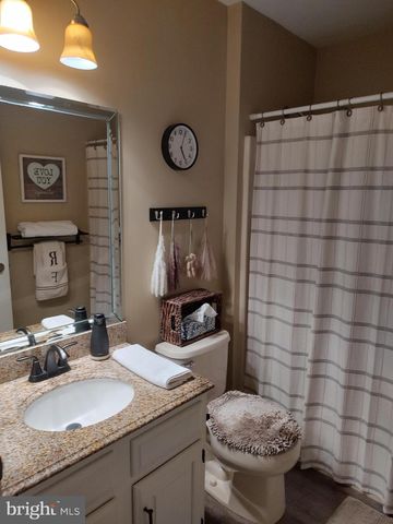 1206B GINGER CT, Mount Laurel, NJ 08054