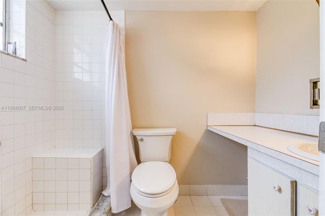 804 SE 7th St 107, Deerfield Beach, FL 33441