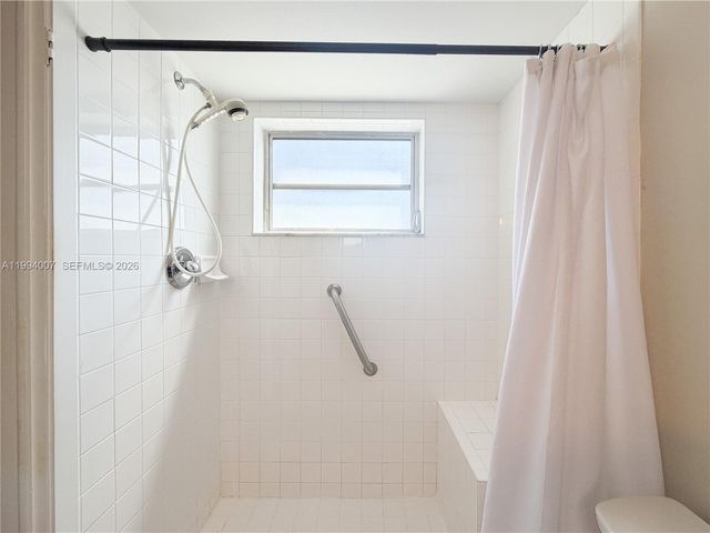 804 SE 7th St 107, Deerfield Beach, FL 33441