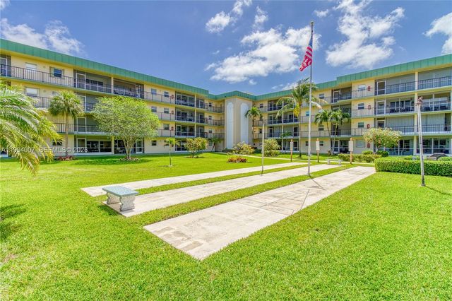 804 SE 7th St 107, Deerfield Beach, FL 33441