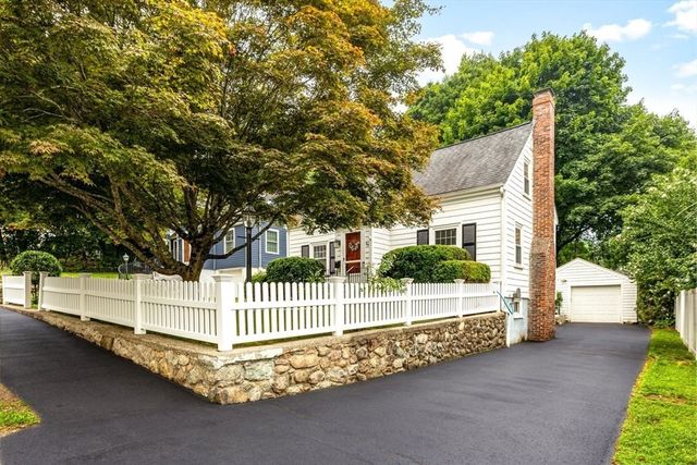 39 Fisher Street, Westwood, MA 02090