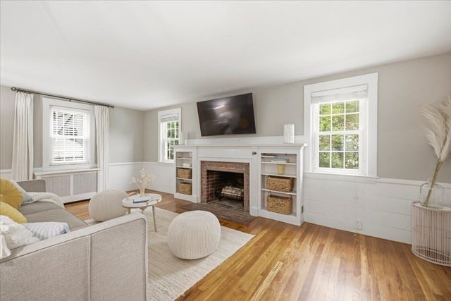 39 Fisher Street, Westwood, MA 02090
