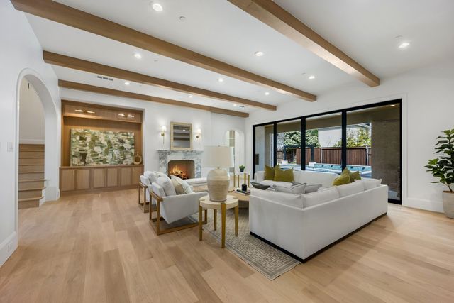 5859 Meaders Lane, Dallas, TX 75230