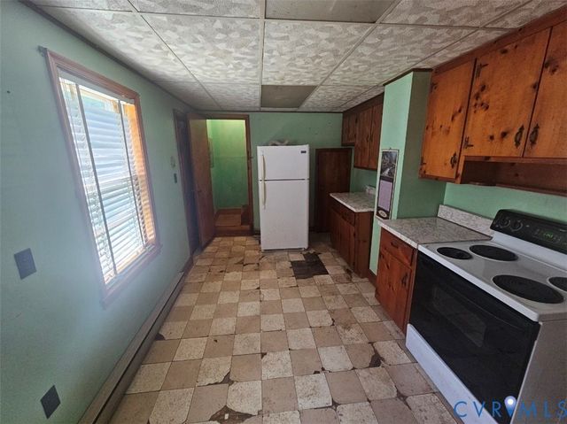16491 Connie Hall Rd, Montpelier, VA 23192