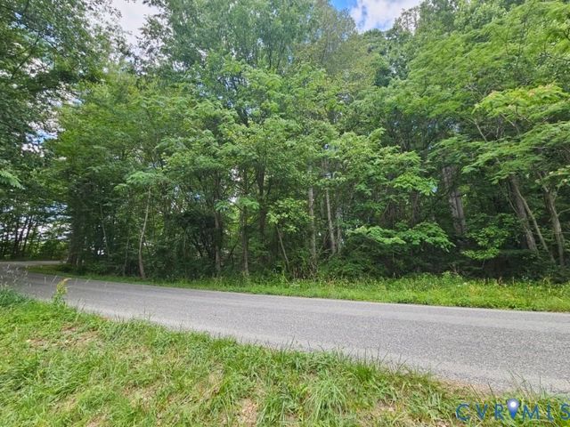 16491 Connie Hall Rd, Montpelier, VA 23192