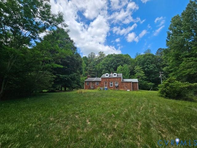 16491 Connie Hall Rd, Montpelier, VA 23192