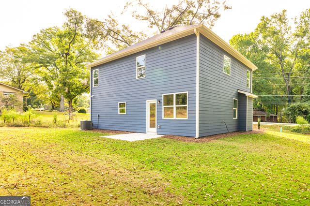 1669 W Poplar Street, Griffin, GA 30224