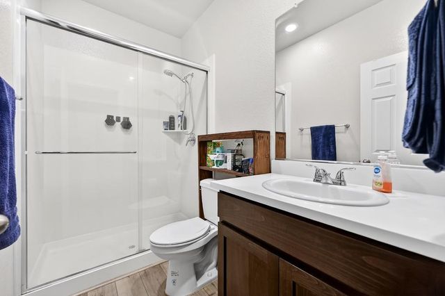 5664 Harcrest Dr, Marysville, CA 95901