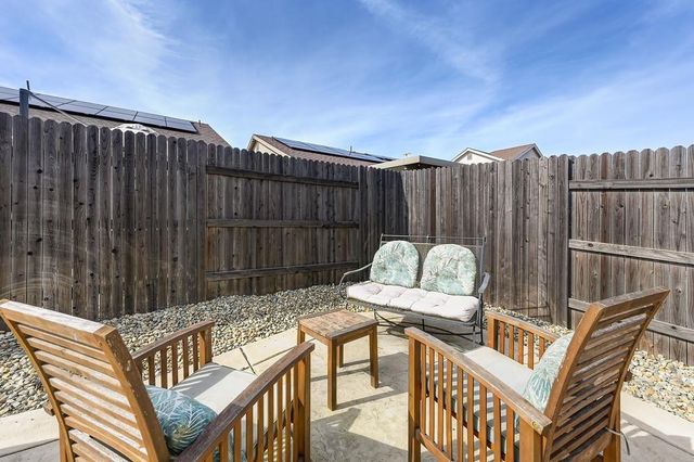 5664 Harcrest Dr, Marysville, CA 95901