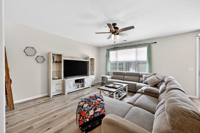 5664 Harcrest Dr, Marysville, CA 95901