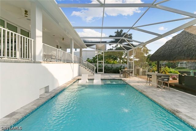1794 Holiday LN, Naples, FL 34104