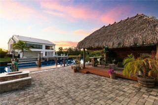 1794 Holiday LN, Naples, FL 34104