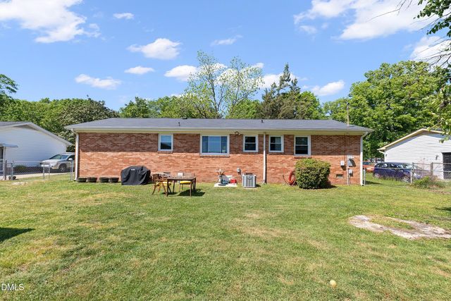 2103 Michael Lane, Smithfield, NC 27577