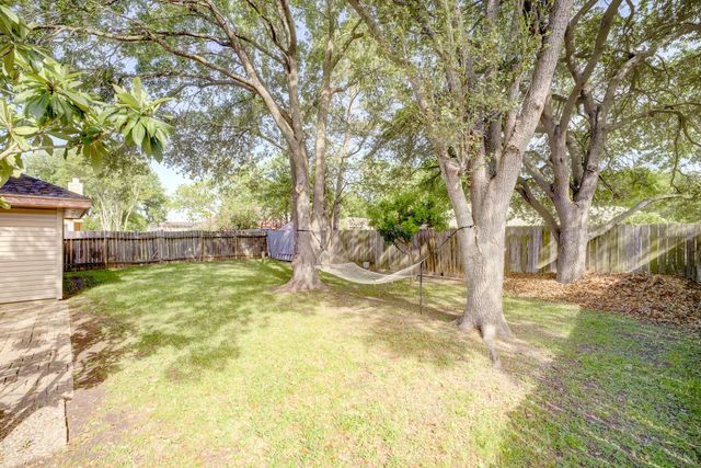 16134 Beechnut Street, Houston, TX 77083