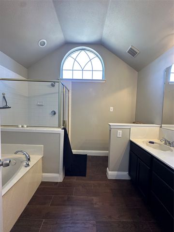 4712 Misty Ridge Drive, Fort Worth, TX 76137