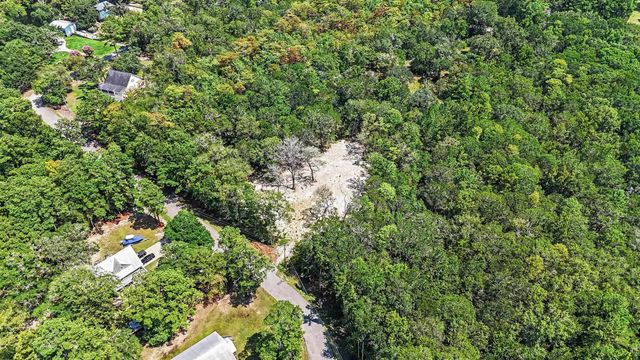 120 Waccamaw River Rd., Conway, SC 29526