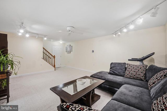 7824 ROCKY SPRINGS RD, Frederick, MD 21702