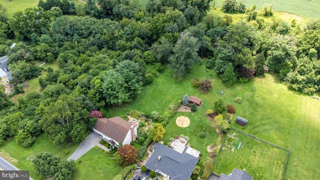 7824 ROCKY SPRINGS RD, Frederick, MD 21702