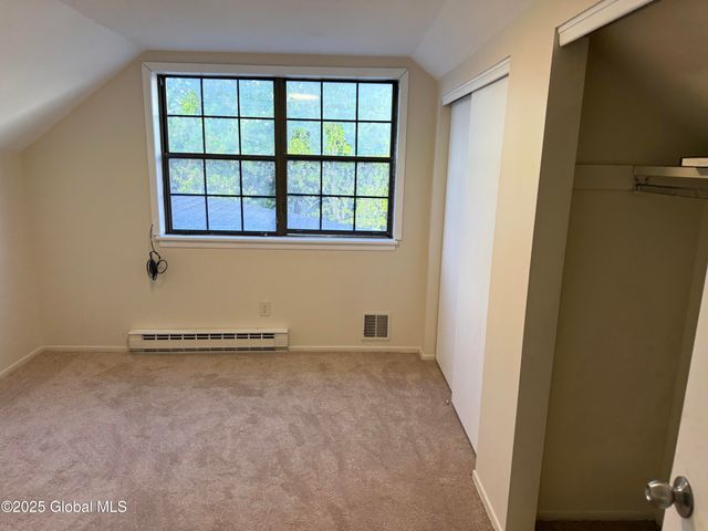 1 Meadowlark Drive, Cohoes, NY 12047