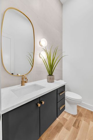 2048 Castleman Dr, Nashville, TN 37215