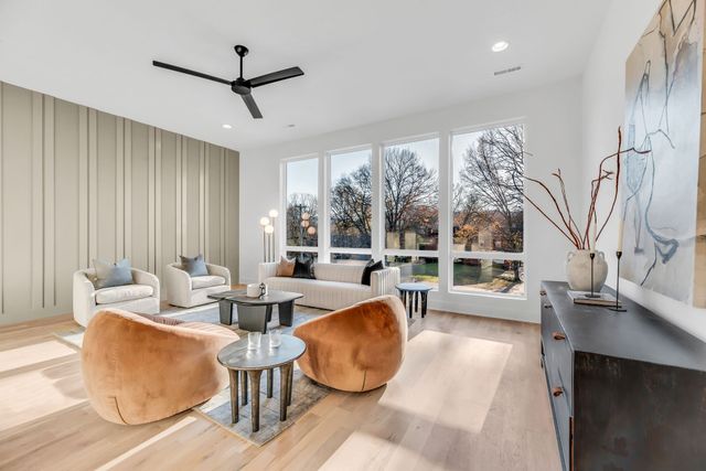 2048 Castleman Dr, Nashville, TN 37215