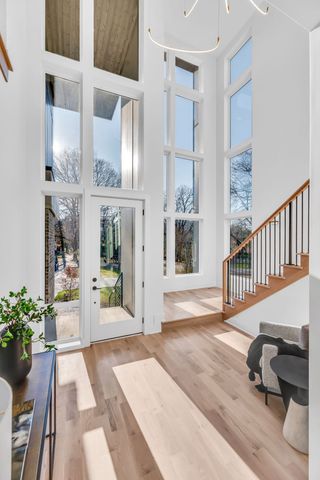 2048 Castleman Dr, Nashville, TN 37215