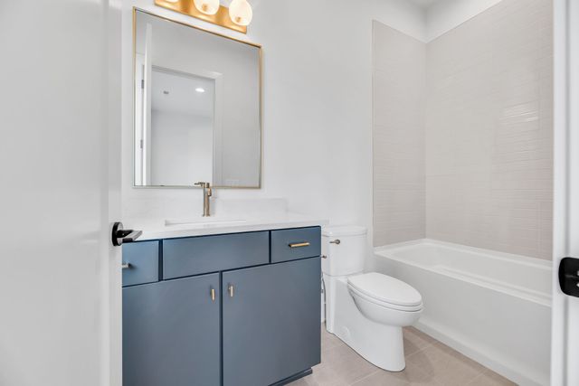 2048 Castleman Dr, Nashville, TN 37215