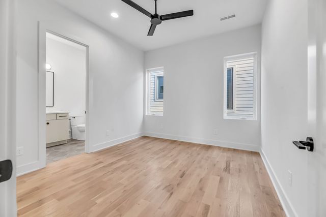 2048 Castleman Dr, Nashville, TN 37215